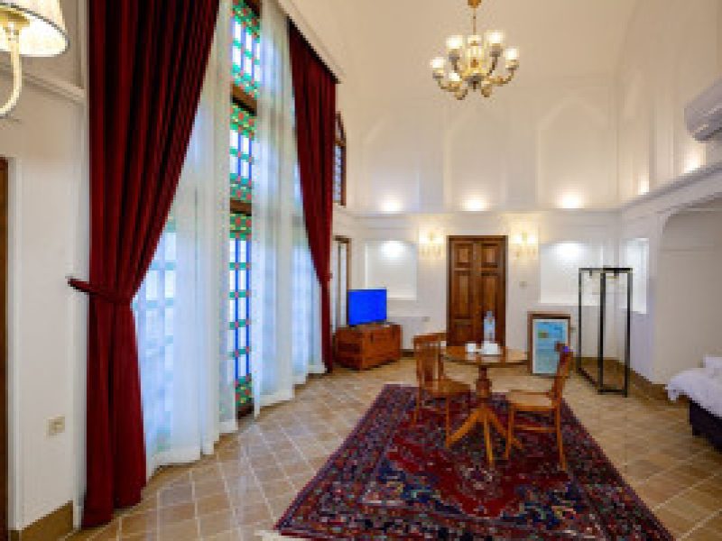 Safikhani Senior Room