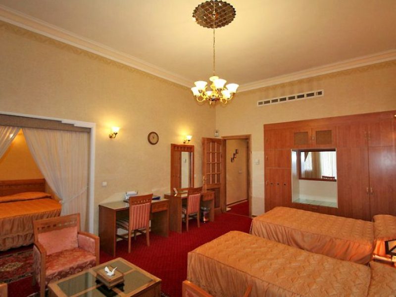 Pardis Suite Abbasi Hotel