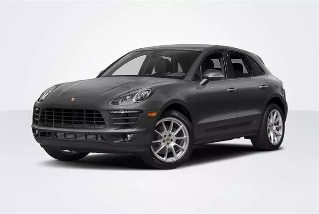 Rent Porshe Macan In Iran 1