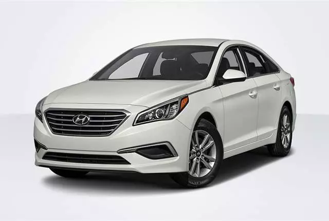 Rent Hyundai ُSonata In Iran 1