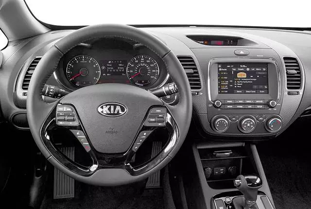 Rent Kia Cerato In Iran 3